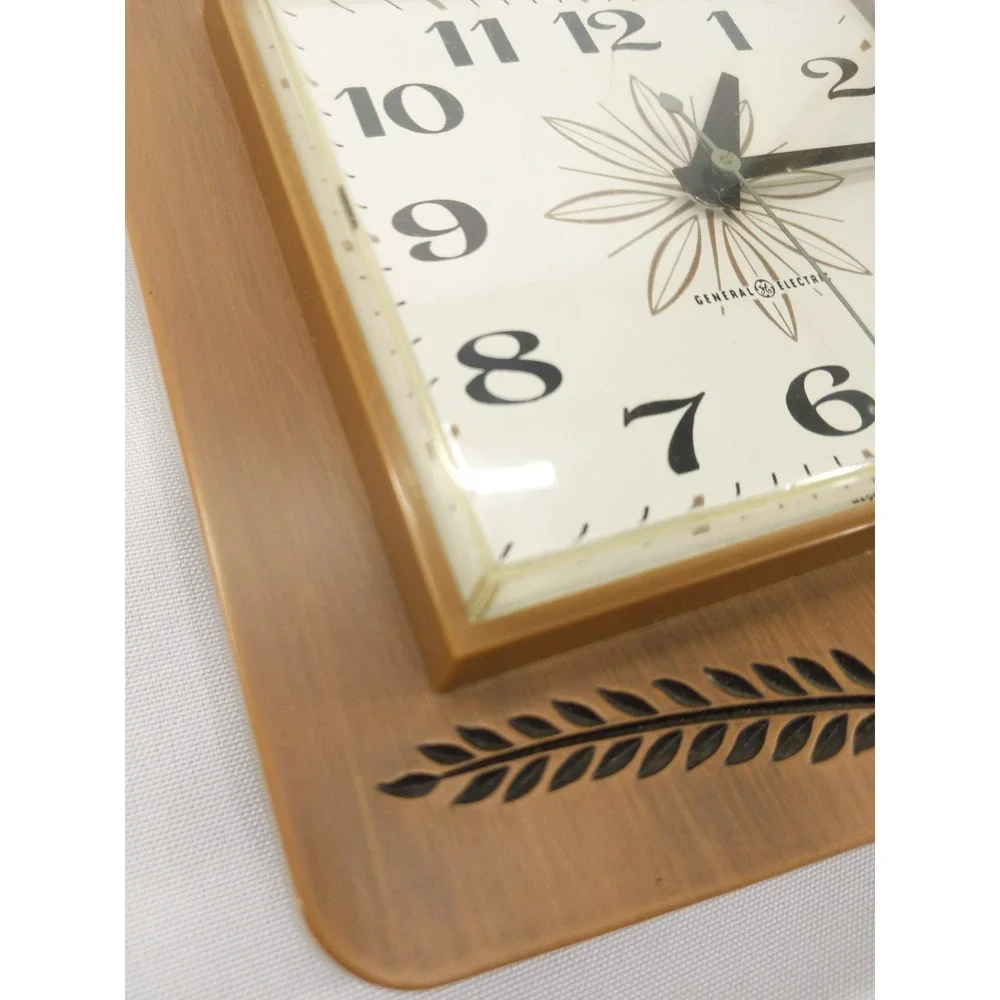 General Electric Wall Clock Brown Vintage 2146 Cutting Board Kitchen MCM USA